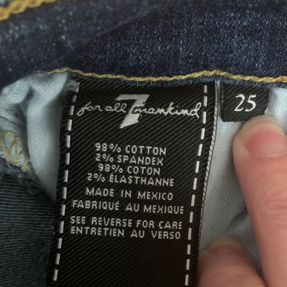 7 For All Mankind Distressed Straight Leg Jean - Women’s Size 25 EUC - Picture 6 of 9
